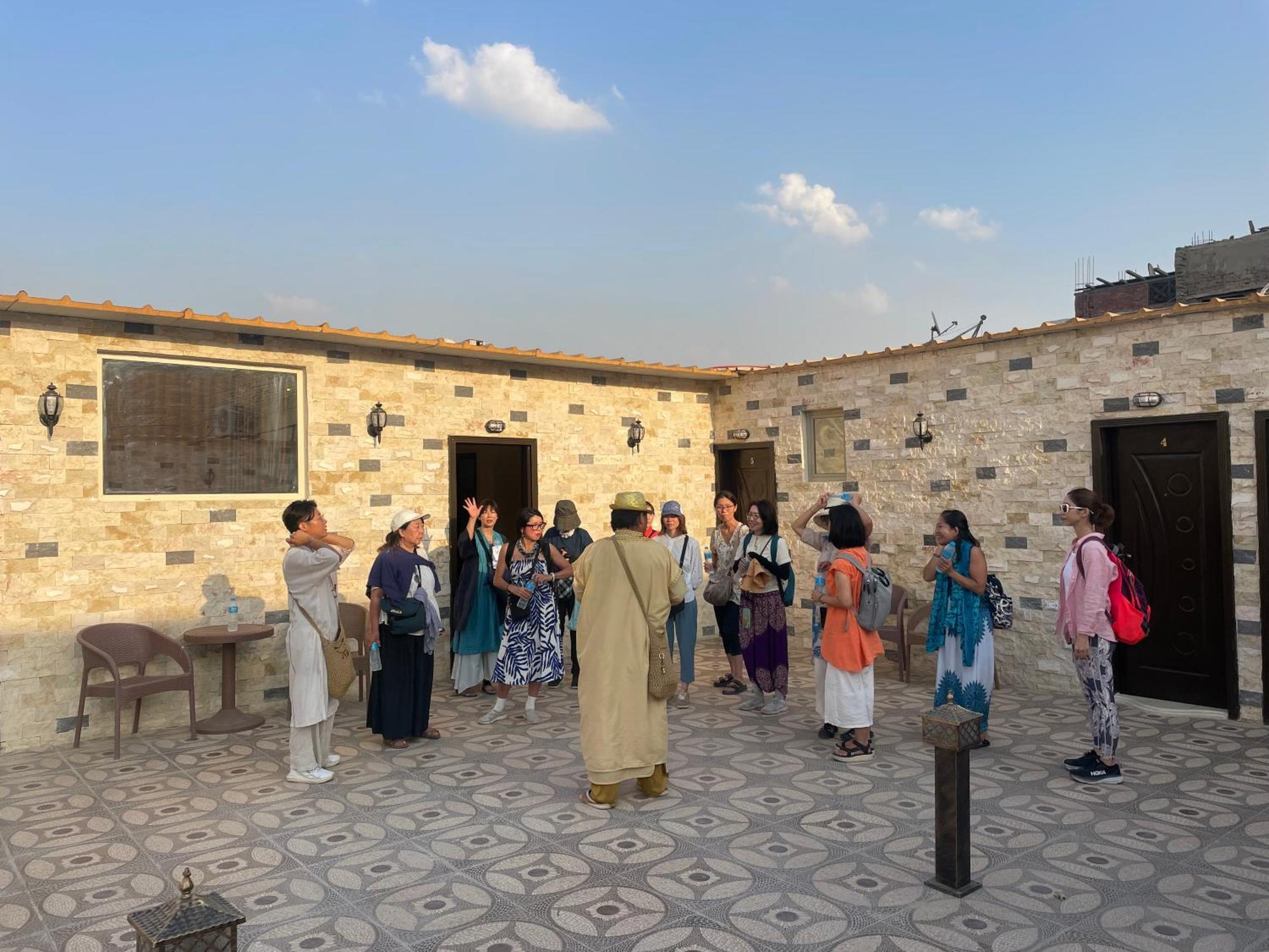 Sphinx Palace Pyramids View Inn Kafret el-Gabal Exterior foto